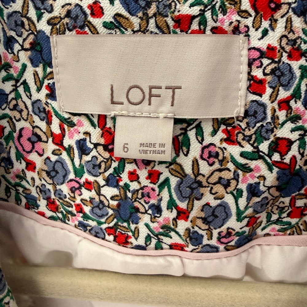 LOFT cotton modernFloral Blazer - Picture 5 of 13